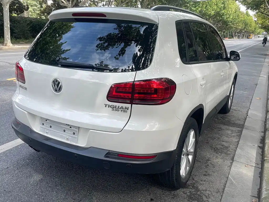 Volkswagen Tiguan 2017 — фото 9
