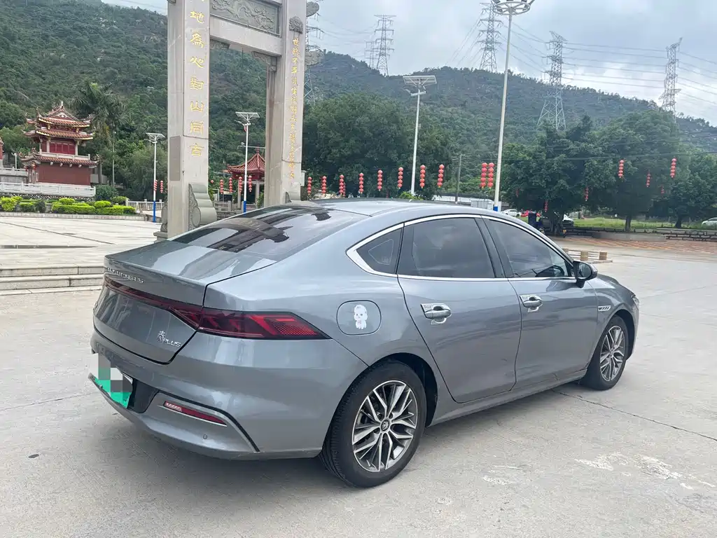 BYD Qin PLUS 2022 — фото 9