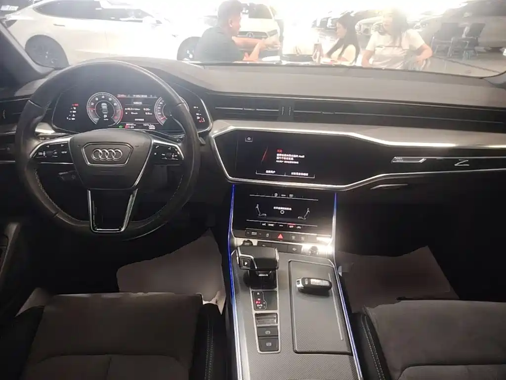 Audi A6L 2021 — фото 10