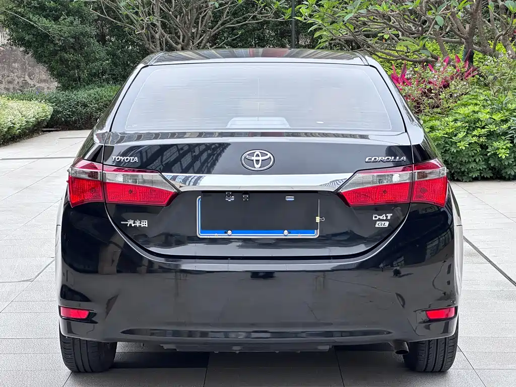 Toyota Corolla 2017 — фото 9