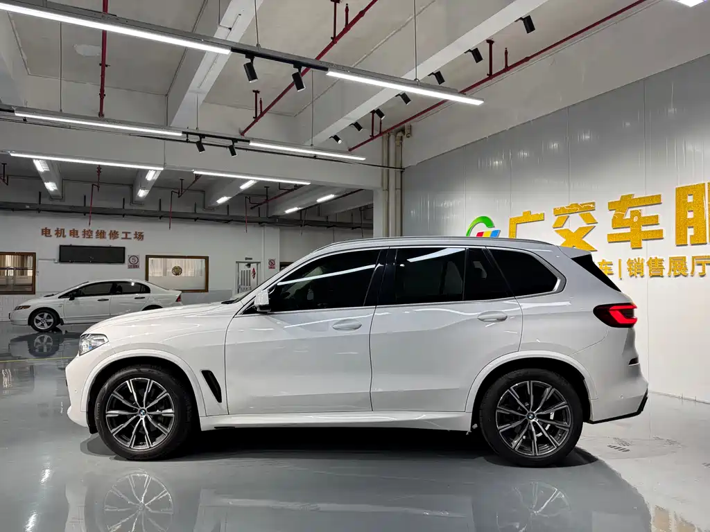BMW X5 2019 — фото 19