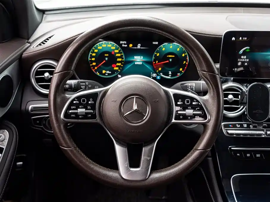 Mercedes-Benz GLC 2020 — фото 8