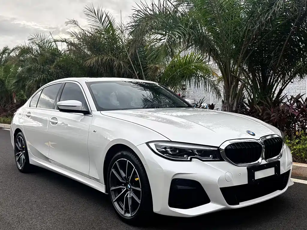 BMW 3 Series 2021