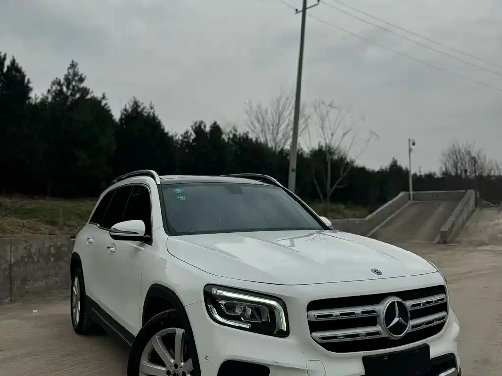 Mercedes-Benz GLB 2020 — фото 1