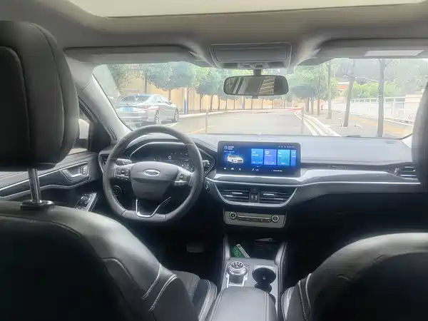 Ford Focus 2021