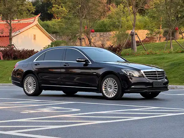 Mercedes-Benz S-Class 2020