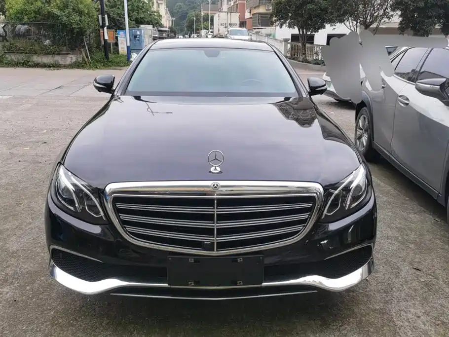 Mercedes-Benz E-Class 2020