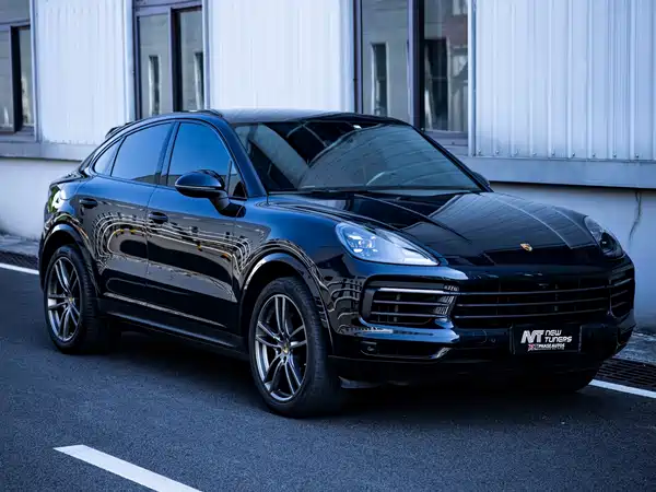 Porsche Cayenne 2023