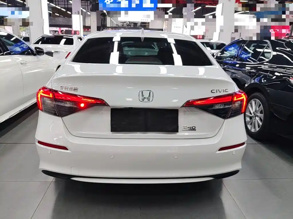 Honda Civic 2022 — фото 6