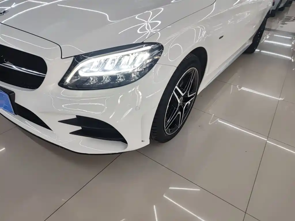 Mercedes-Benz C-Class 2021 — фото 18