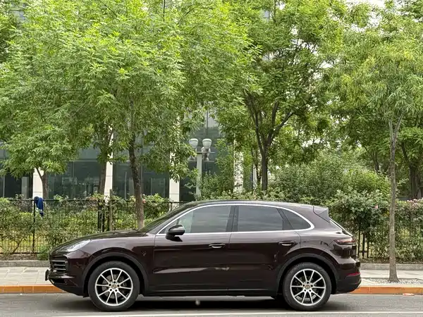 Porsche Cayenne 2020