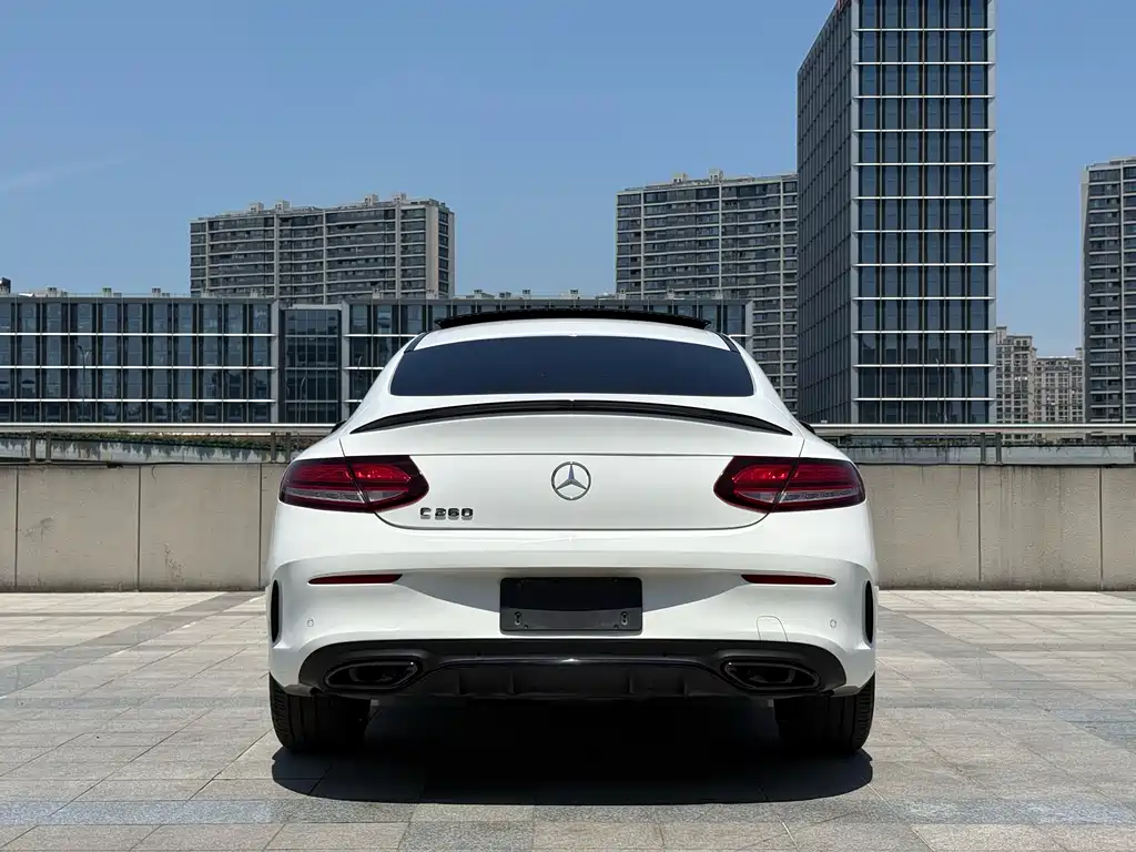 Mercedes-Benz C-Class 2023 — фото 11