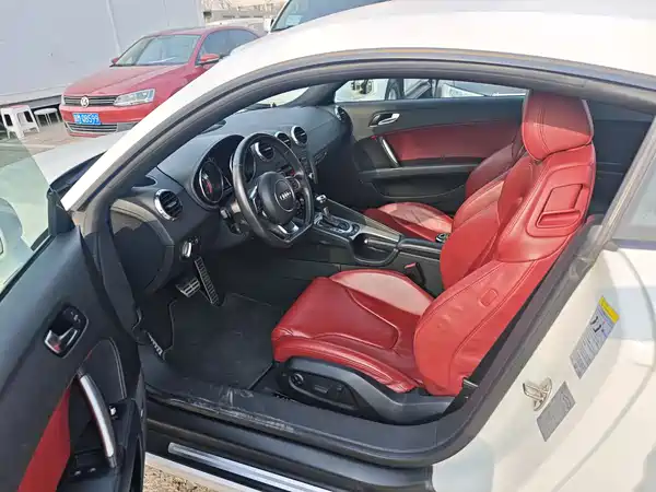 Audi TT 2011