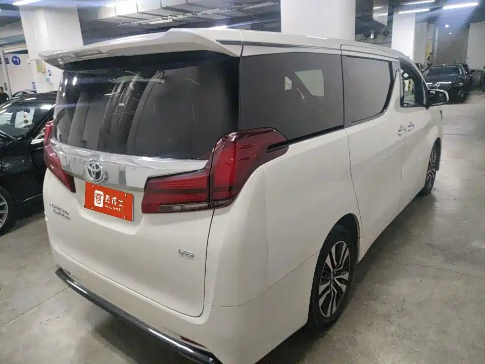 Toyota Alphard 2019 — фото 4