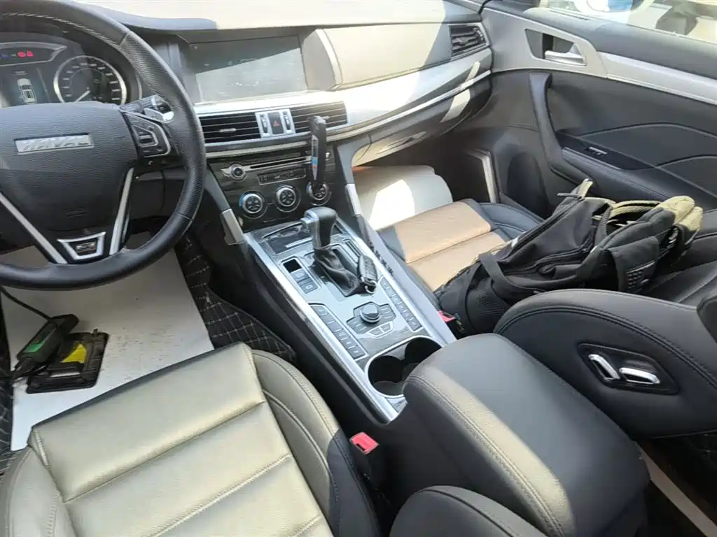 Haval H7 2018 — фото 14