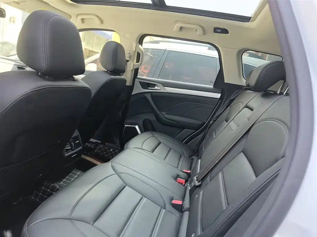 Haval H7 2018 — фото 17