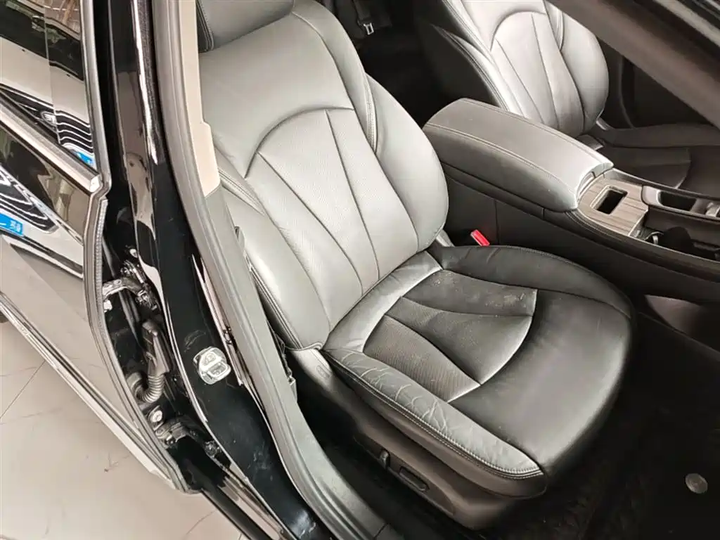 Buick LaCrosse 2019 — фото 25