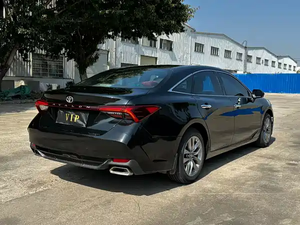 Toyota Avalon 2020
