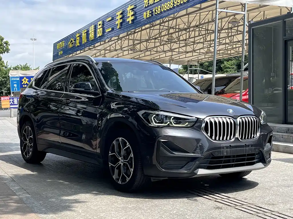 BMW X1 2021 — фото 3
