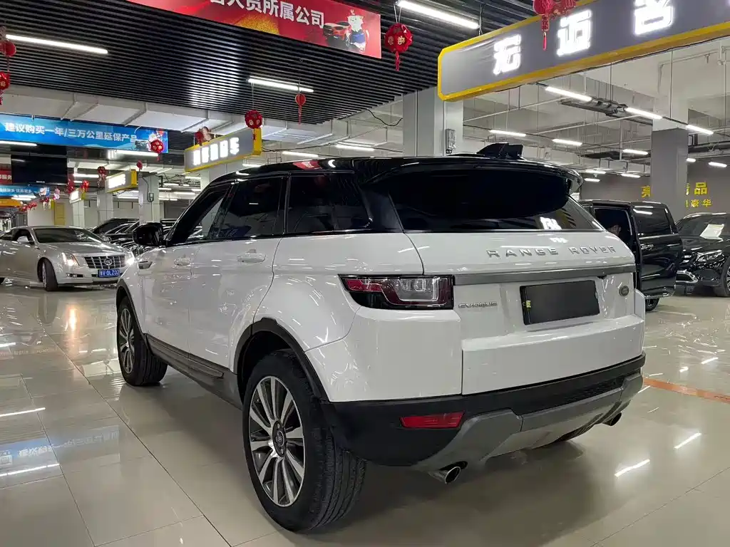 Land Rover Evoque 2018 — фото 6