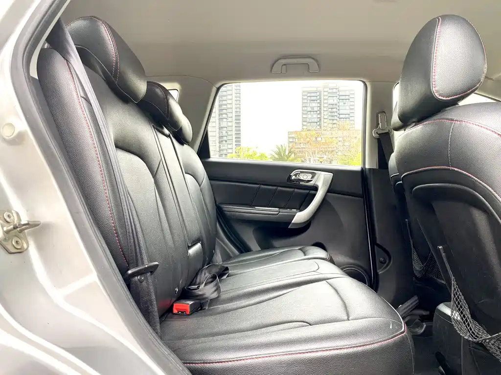 Haval H6 2014 — фото 16