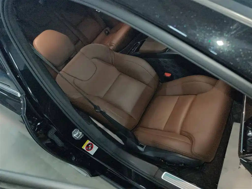 Volvo S90 2021 — фото 25