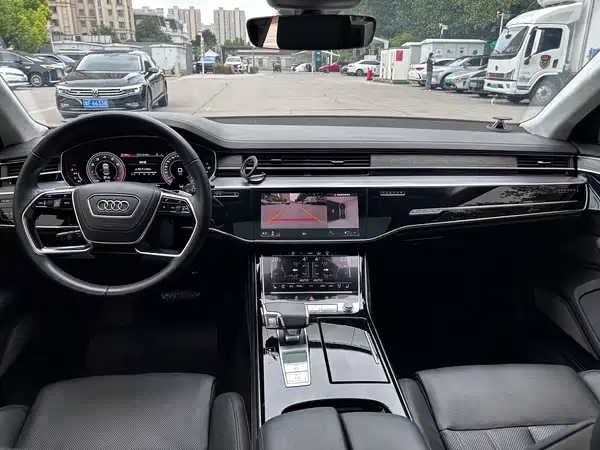 Audi A8 2022
