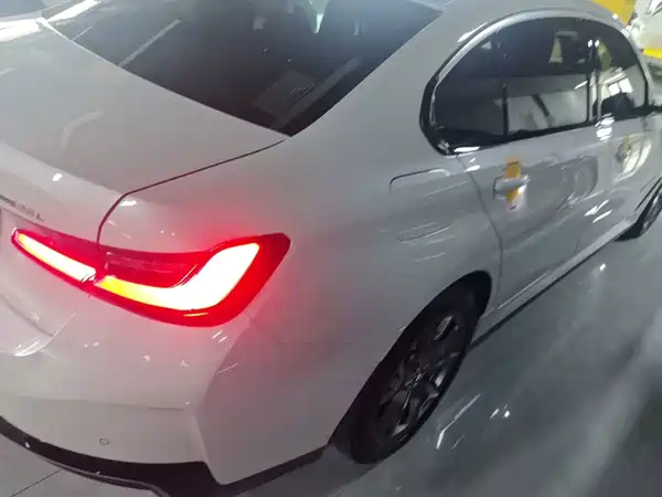 BMW i3 2022