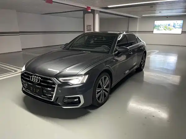 Audi A6L 2022