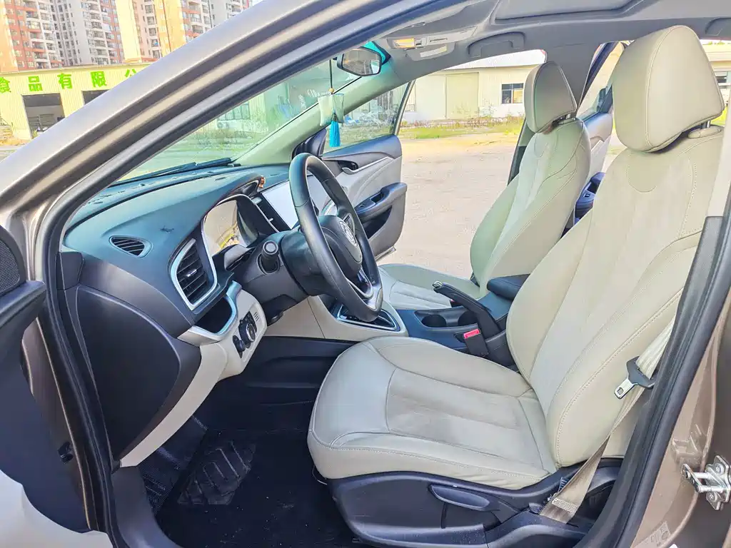 Buick Excelle 2016