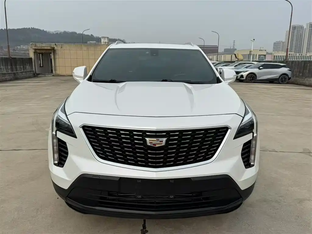Cadillac XT4 2022 — фото 10