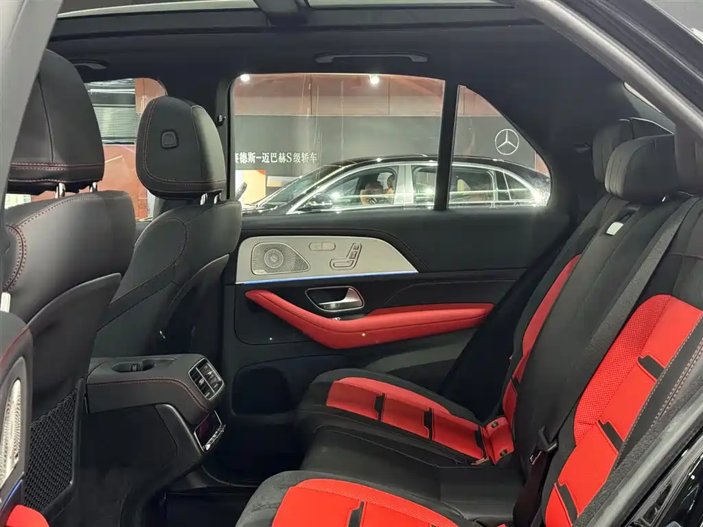 Mercedes-Benz GLE AMG — фото 12