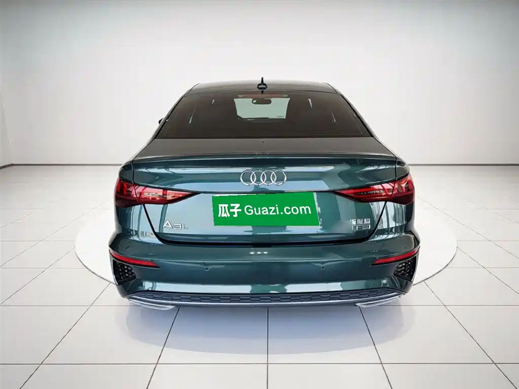 Audi A3 2024 — фото 4