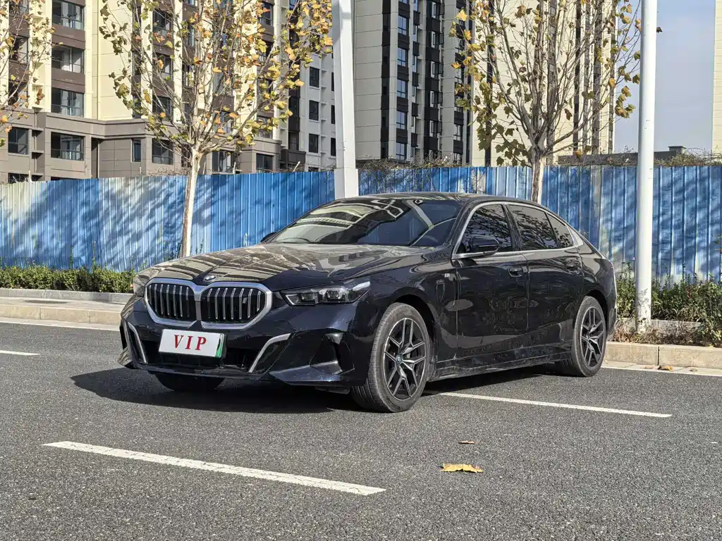 BMW i5 2024