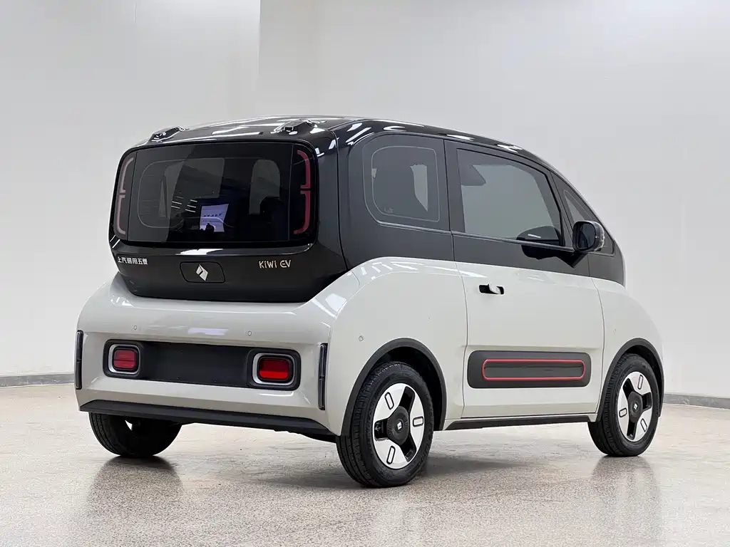 Baojun KiWi EV 2024 — фото 7