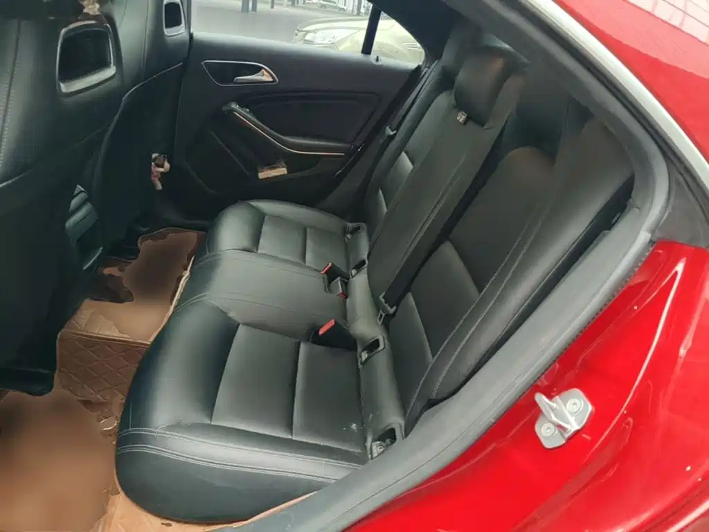 Mercedes-Benz CLA 2018 — фото 17