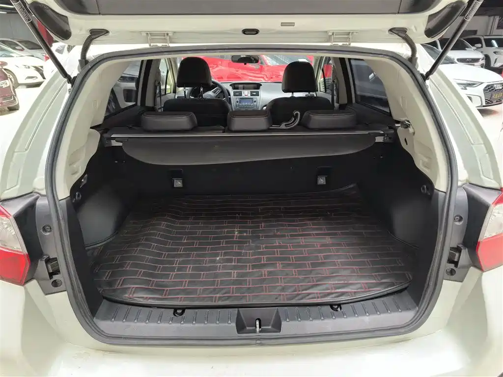 Subaru XV 2015 — фото 15