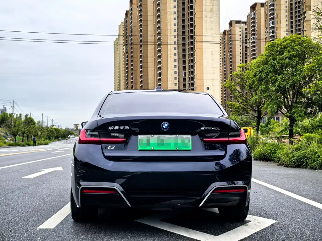 BMW i3 2023 — фото 5