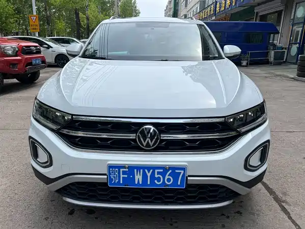Volkswagen T-Roc 2023