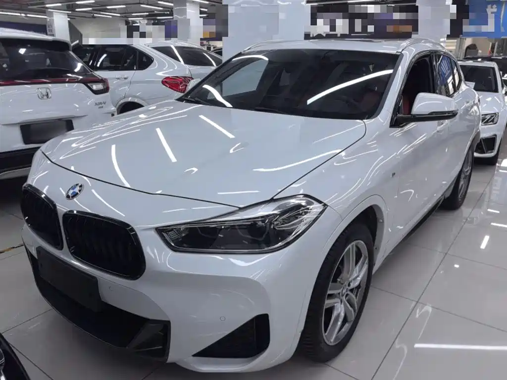 BMW X2 2021 — фото 1