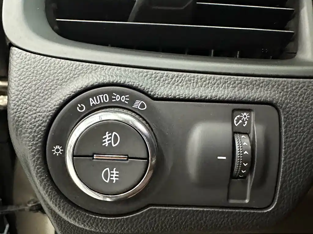 Buick Envision Plus 2020 — фото 23