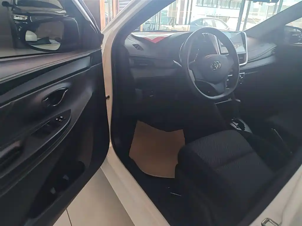 Toyota Vios FS 2019 — фото 16