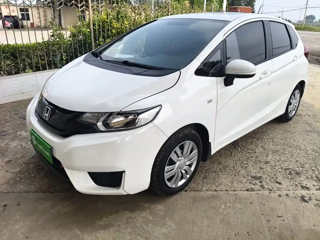 Honda Fit 2017 — фото 2
