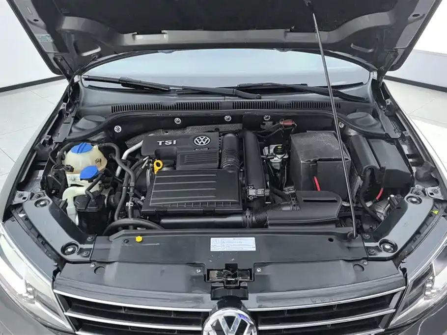 Volkswagen Sagitar 2015 — фото 10