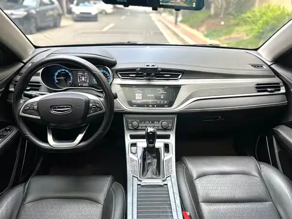 Geely Emgrand GL 2021