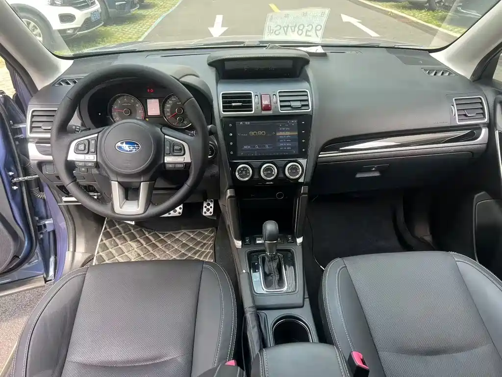 Subaru Forester 2018