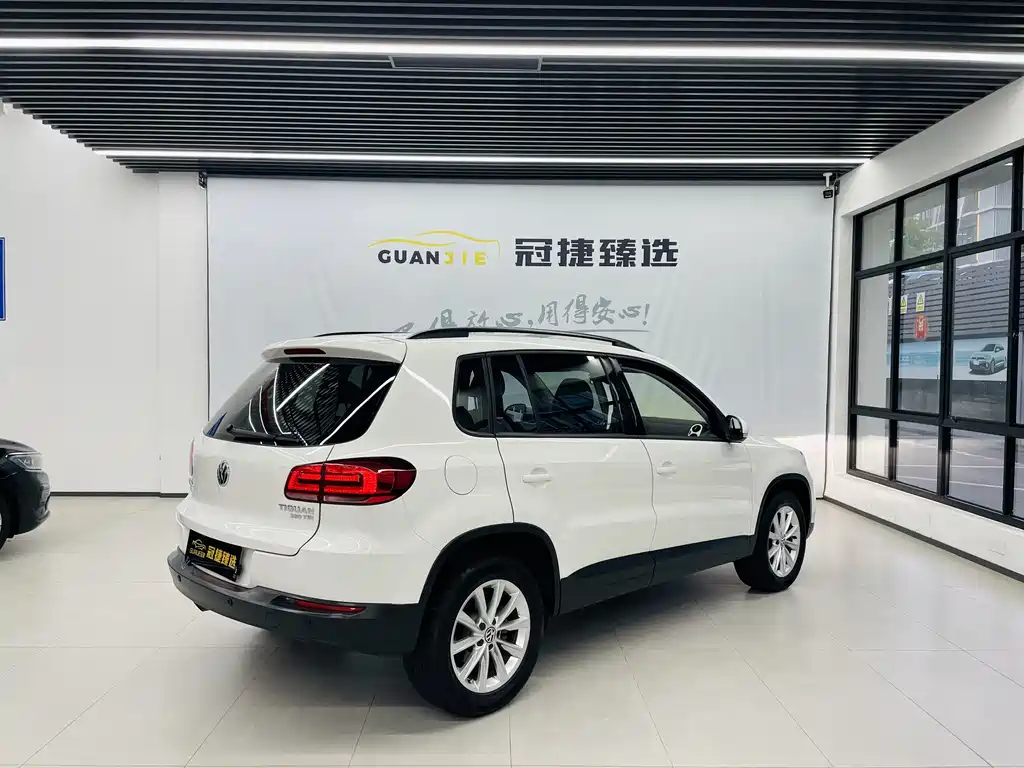Volkswagen Tiguan 2019 — фото 16