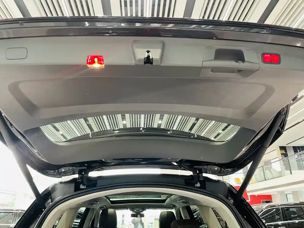 Mercedes-Benz GLS 2020 — фото 18