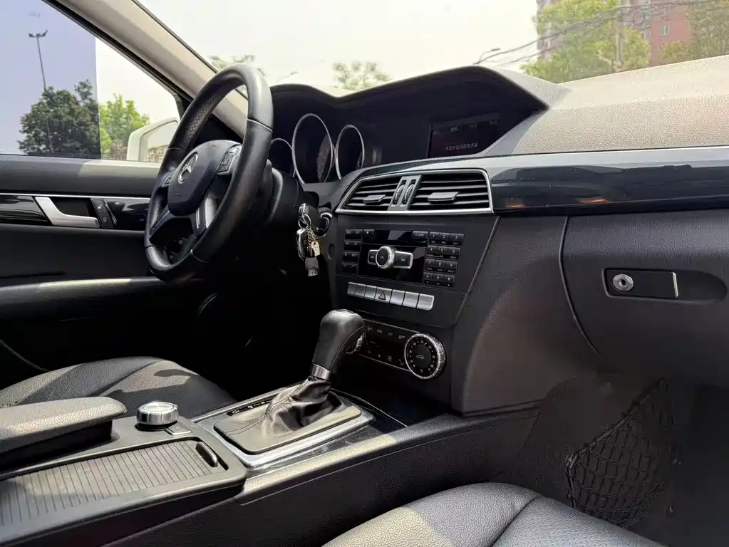 Mercedes-Benz C-Class 2013 — фото 14