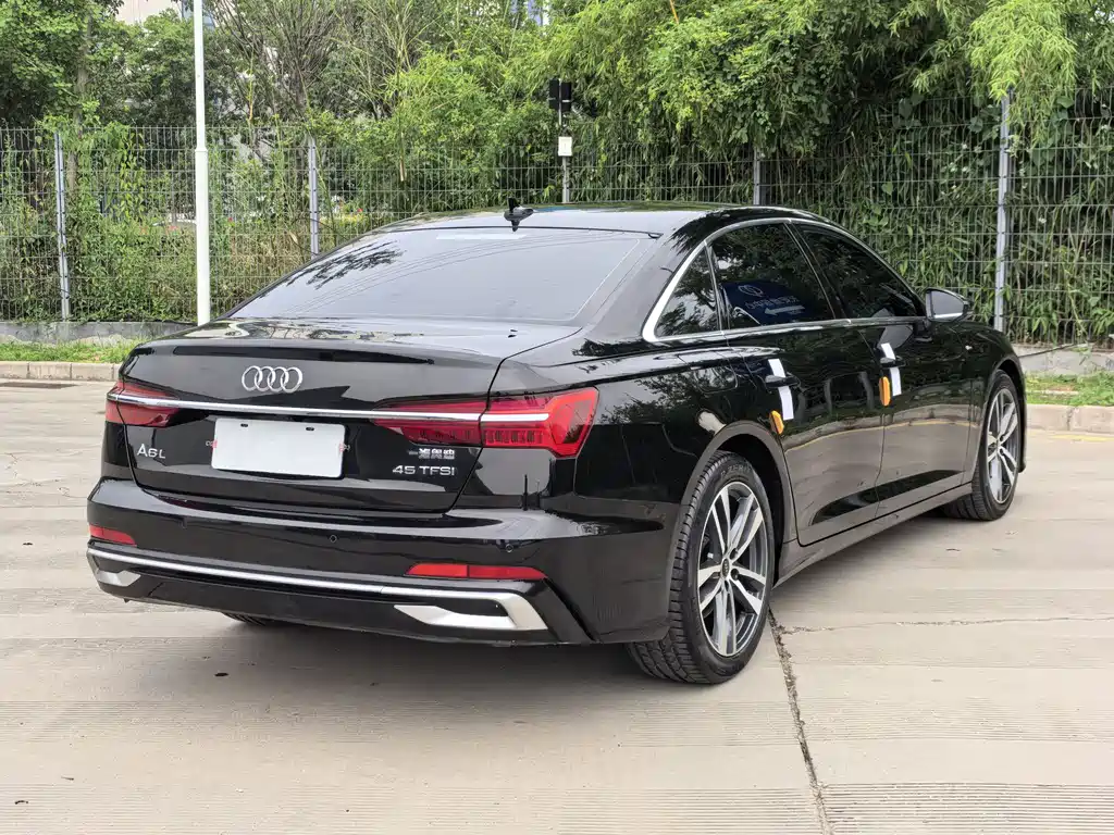Audi A6L 2023 — фото 10